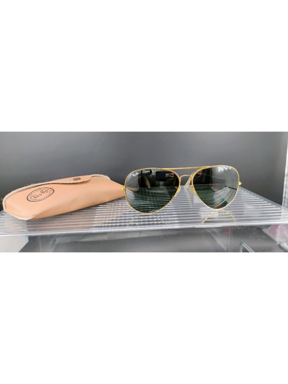 Ray-Ban Aviator Gold Frame Sunglasses Green Lenses Case